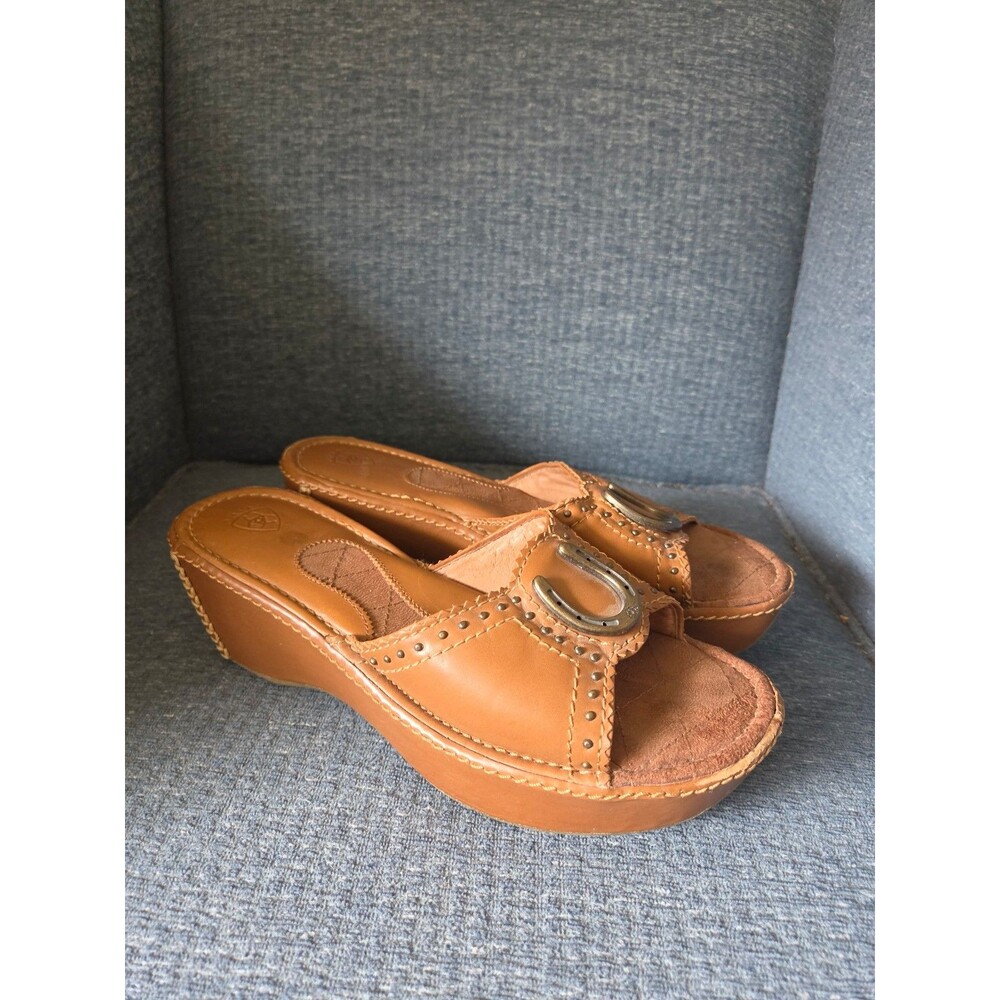 Ariat Women's Brown Leather Horseshoe Wedge Sandals w/ Stud Edging Size 9